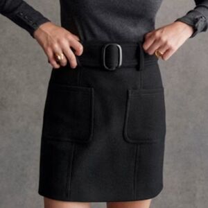 Sezane Gillie Skirt with belt euro 36